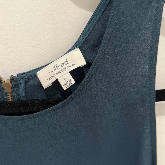 Aritzia Wilfred Round Neck Blouse - Picture 3 of 8